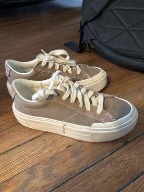 Women's Canvas Platform Sneakers in Taupe	
(Chuck Taylor All Star Cruise)